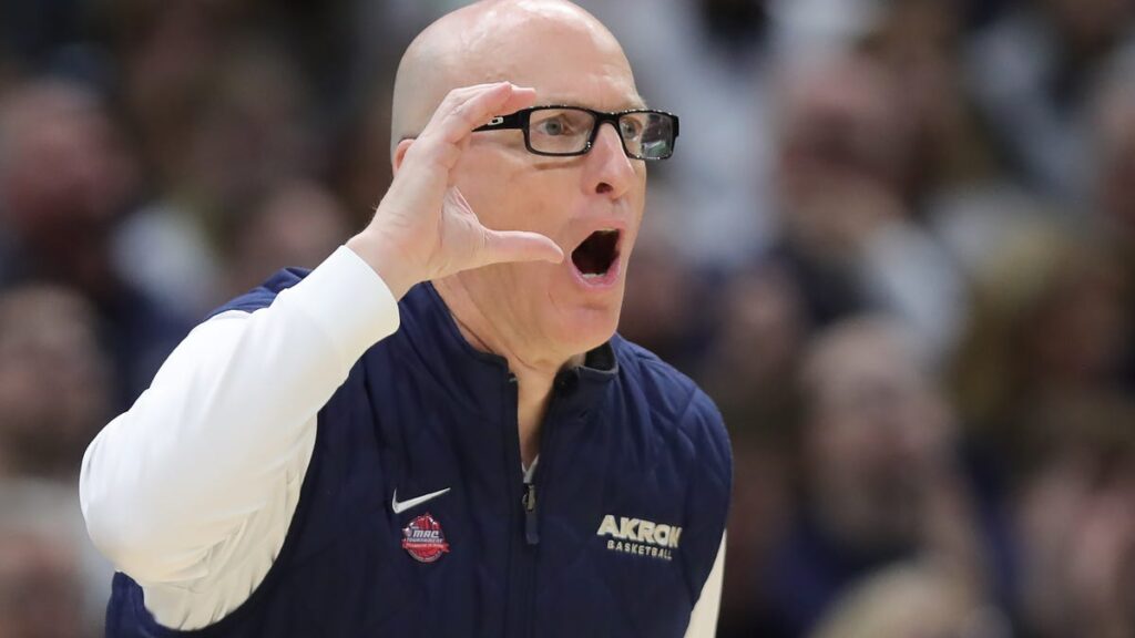 Akron’s John Groce, brother Miami’s Travis Steele coach MAC title game