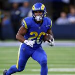 LA re-signing Ronnie Rivers, its No. 3 RB