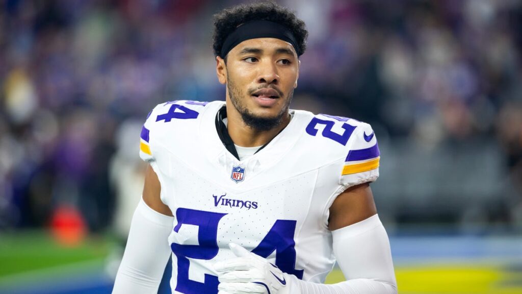 Colts announce Camryn Bynum’s number following signing from Minnesota