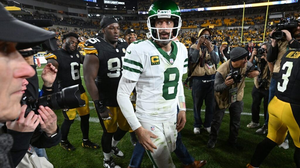 Will Aaron Rodgers reveal his 2025 landing spot on Big Night AHT?