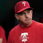 Phillies manager Rob Thomson’s in-game ESPN interview gets spectacularly awkward after Tigers hit 3 straight HRs