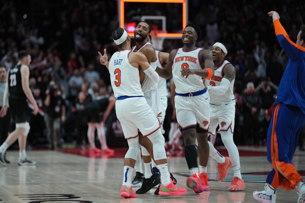 Mikal Bridges drills perfect buzzer-beater to lift Knicks past Trail Blazers in OT