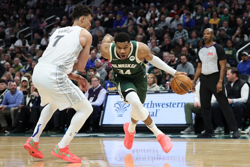 Giannis Antetokounmpo becomes 52nd NBA player to reach 20K career points