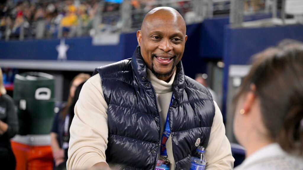 Eddie George could soon be Bowling Green’s new head football coach