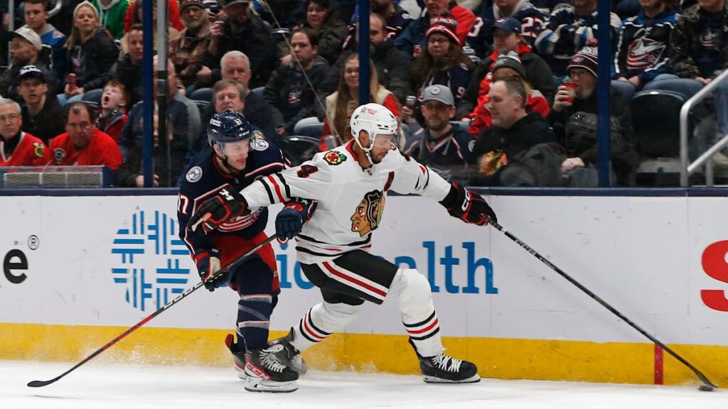 Florida Panthers acquire D Seth Jones in a trade with the Chicago Blackhawks