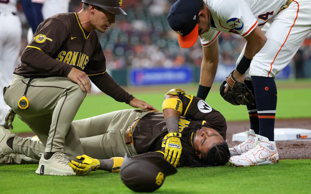 Padres’ Luis Arráez stretchered off, taken to hospital after scary collision at first base in game vs. Astros
