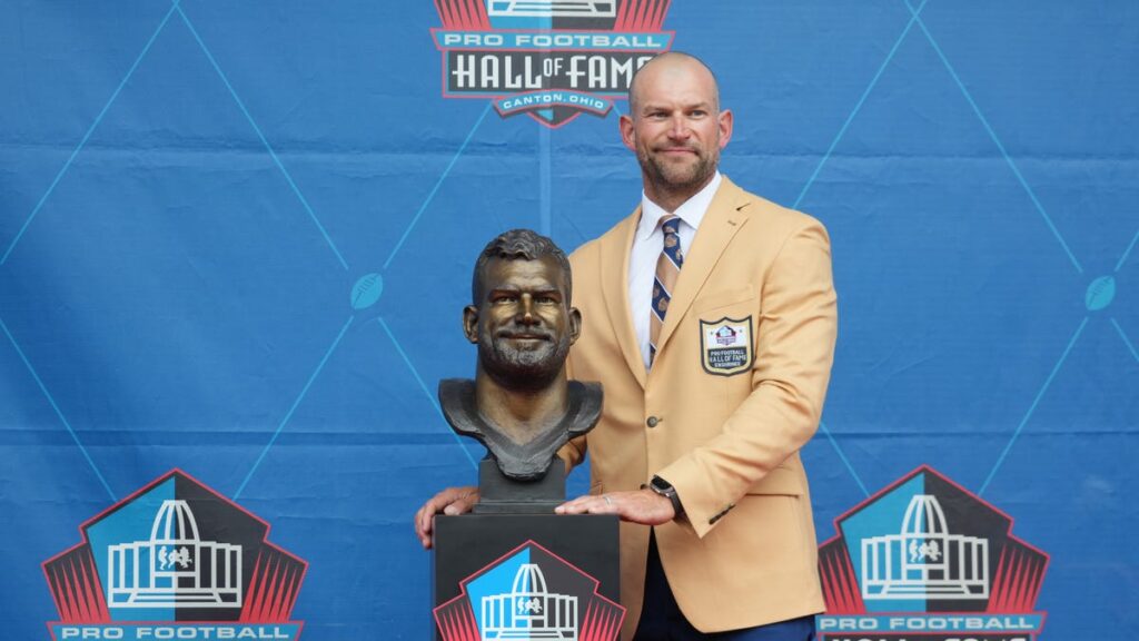 Wisconsin Badgers Football Alumni to announce 2025 NFL draft picks
