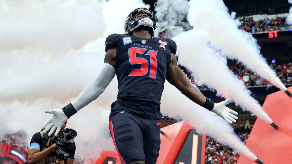 Texans looking for new team headquarters away from NRG Stadium