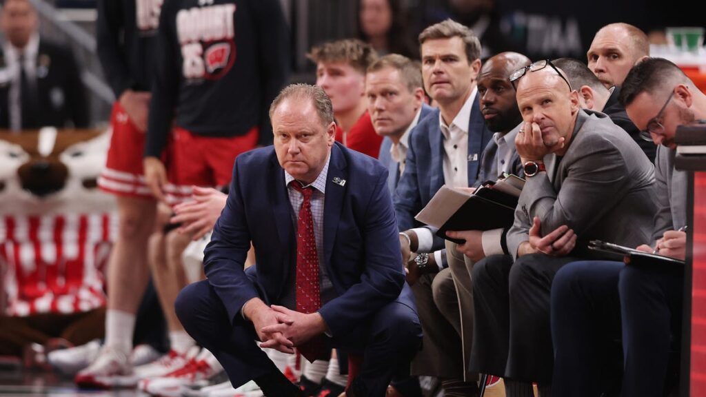 Wisconsin basketball 2025-26 roster, lineup with Braeden Carrington