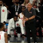Kelvin Sampson, Todd Golden wore Air Jordans while coaching championship