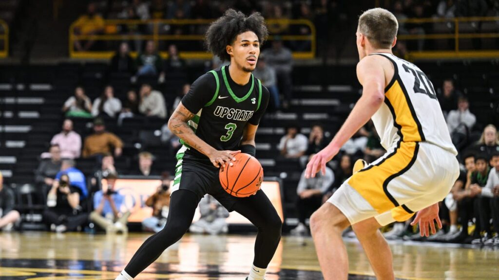 Michigan State basketball to potentially pursue guard with local ties