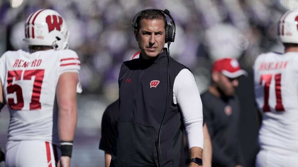 Wisconsin football recruiting 2026 Ryan Hopkins quarterback commit