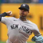 Yankees pitcher Marcus Stroman to undergo tests on left knee after giving up 5 runs in loss to Giants