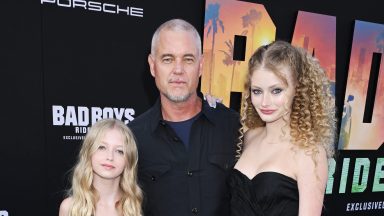 Meet His 2 Daughters, Billie and Georgia – Hollywood Life