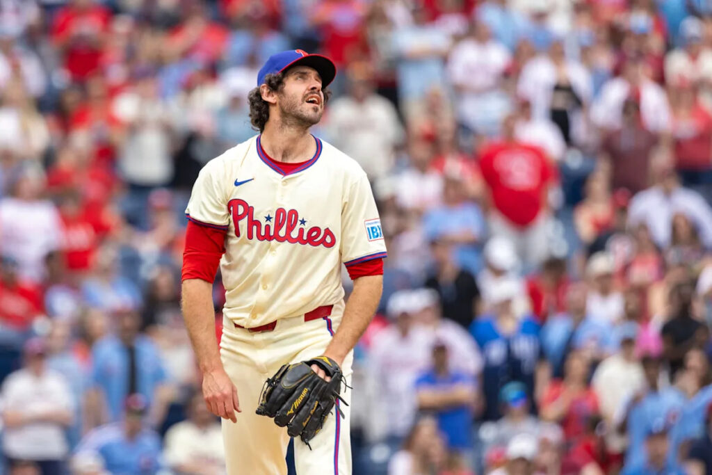 Former All-Star closer Romano getting rocked in 1st season with Phillies