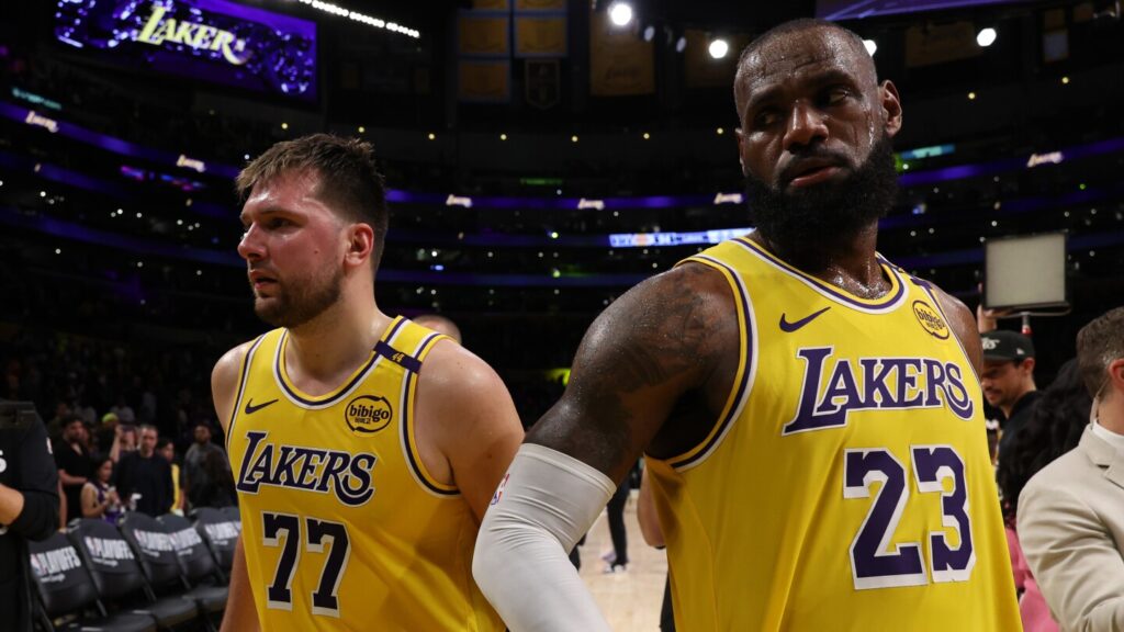 Lakers’ use defense, physicality to flip script on Timberwolves, even series with win