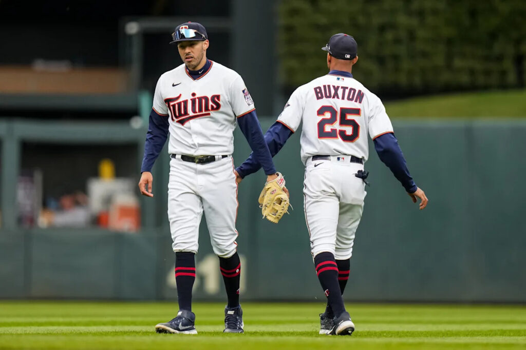 Byron Buxton, Carlos Correa both leave Twins game with injuries after head-to-head collision