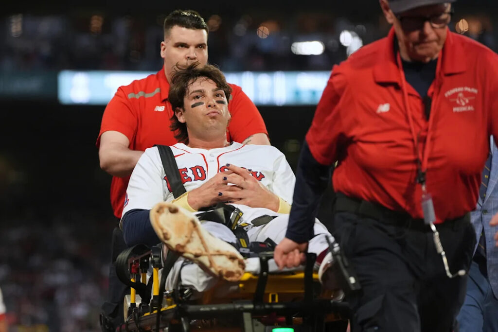 Red Sox 1B Triston Casas suffers ‘significant knee injury’ in Friday’s win over Twins