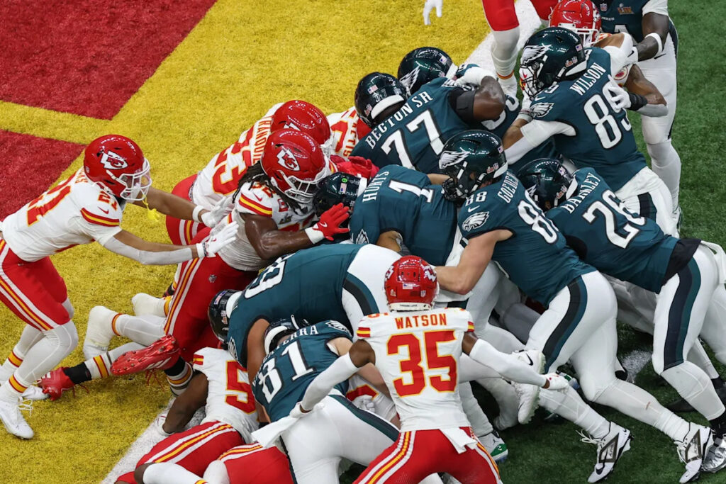 Tush push isn’t what makes the Eagles great, but it makes them even tougher to beat