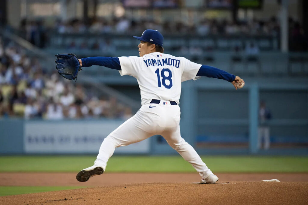 Muncy’s sacrifice fly scores Ohtani with go-ahead run in 10th and Dodgers beat D-backs 4-3