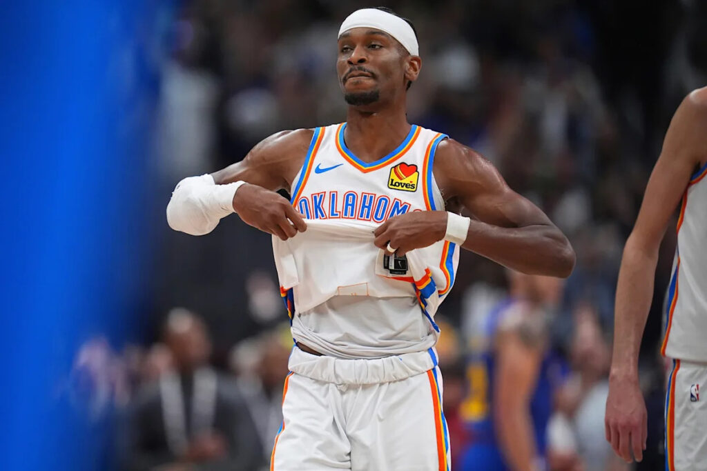 Gilgeous-Alexander hears taunts at end, smiles through them as Thunder fall 113-104 in OT to Nuggets
