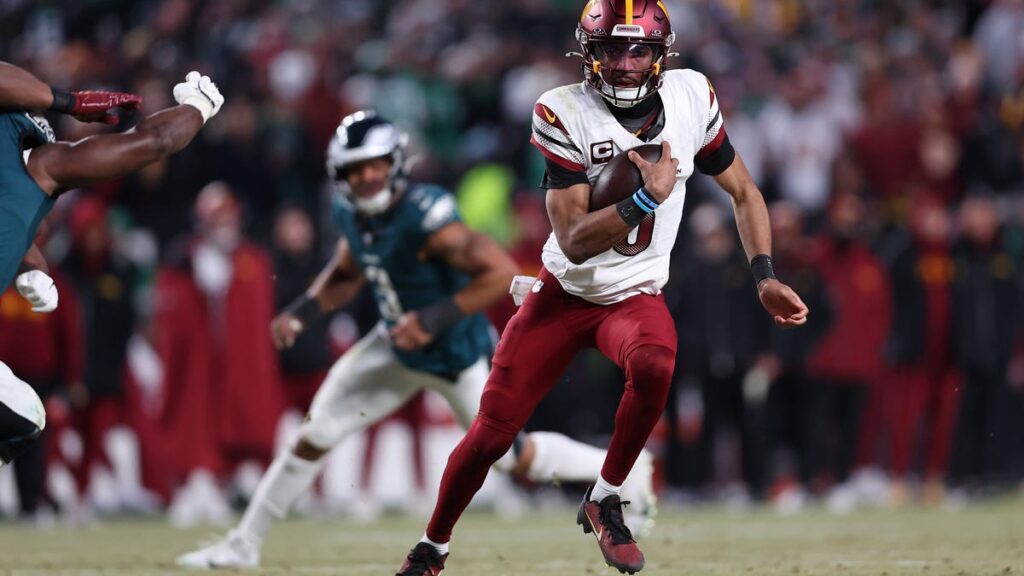 Former Washington QB Alex Smith impressed with Jayden Daniels