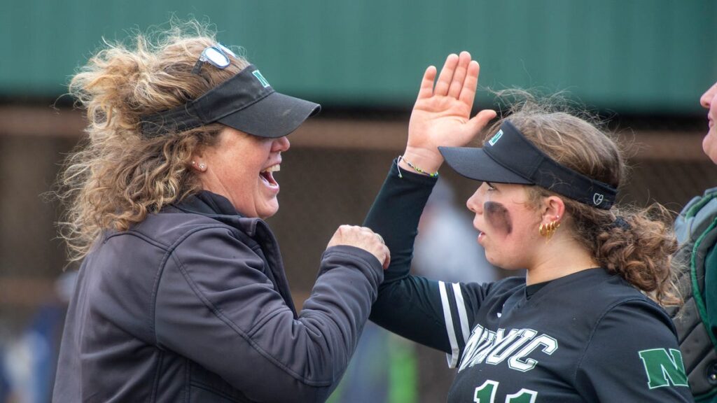 Vote for the Daily News softball player of the week (5/5-11)