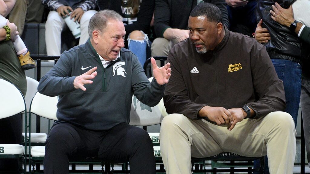 Saginaw Valley State hires former MSU basketball AC as head coach