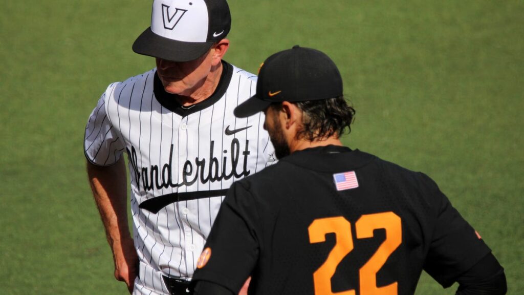 Tennessee head coach Tony Vitello recaps win over Vanderbilt baseball