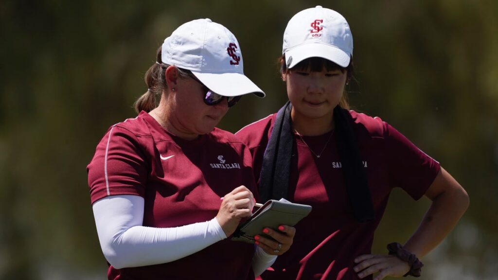 First round scores, leaderboard, updates