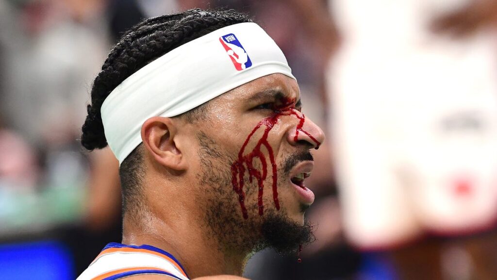 Celtics batter Knicks at home to force Game 6