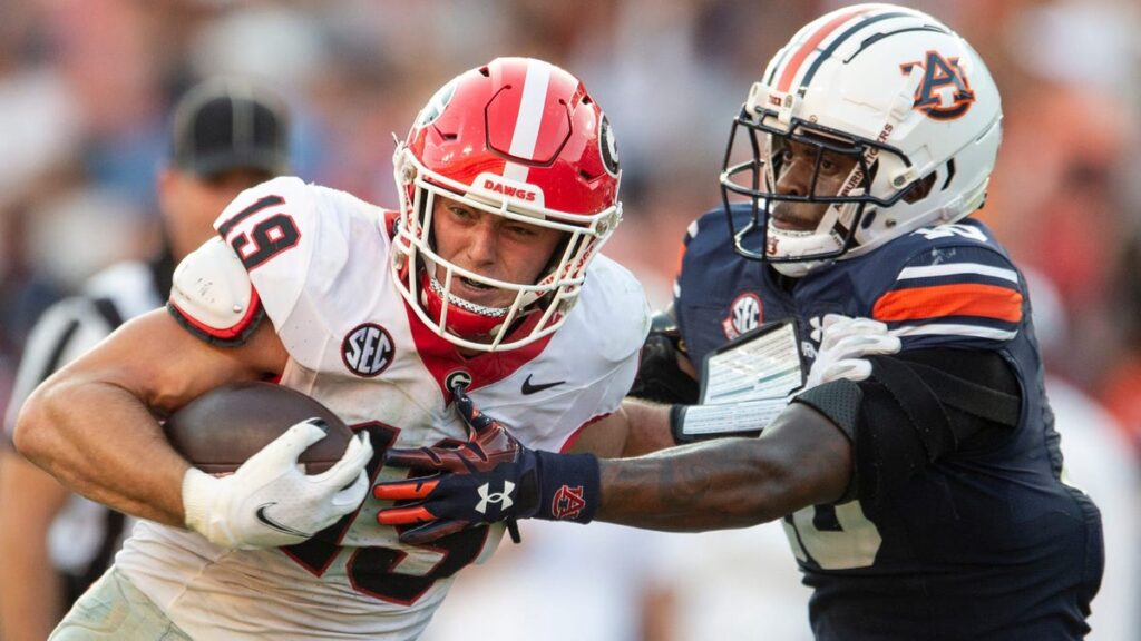 Auburn football could upset Georgia says CBS Sports