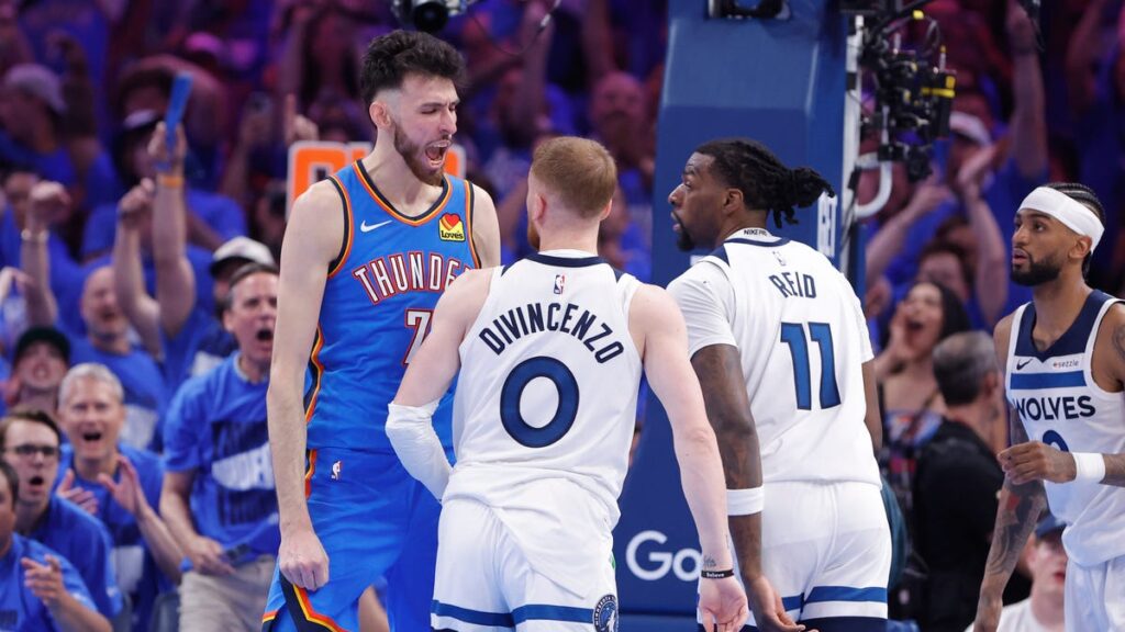 Best images from Thunder 118-103 Game 2 win over Timberwolves