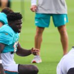 Tyreek Hill is earning back teammates’ trust, say Dolphins coaches