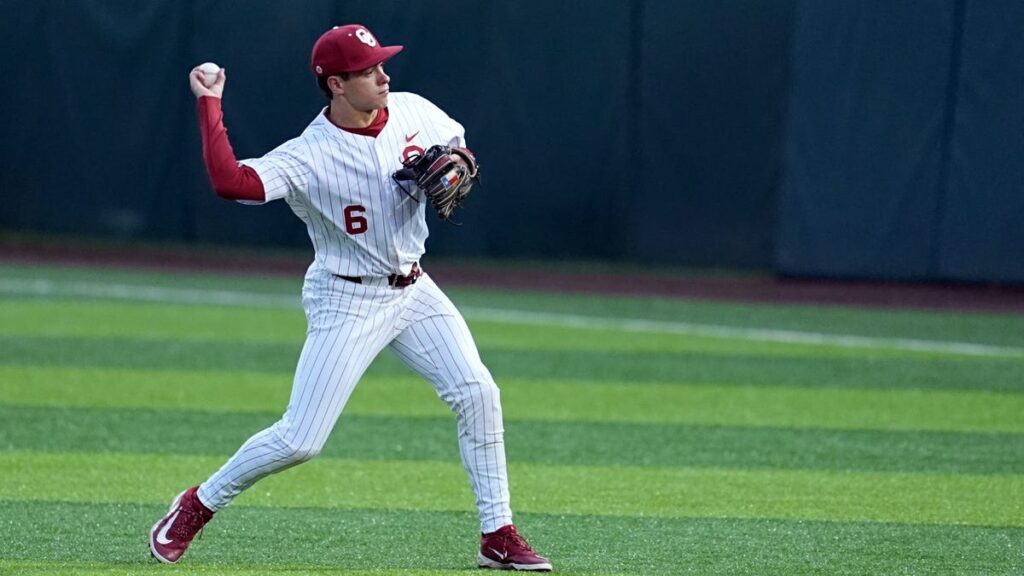 OU baseball beats Nebraska in the NCAA Tournament on Saturday