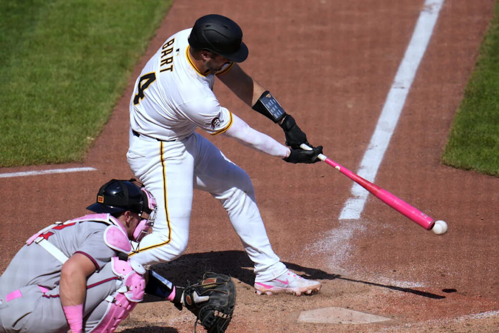 Bart’s 3rd hit, an RBI single in the 9th inning, lifts Pirates to 4-3 win over Braves