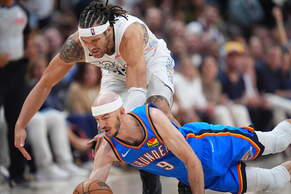 Nuggets forward Aaron Gordon to start despite strained left hamstring