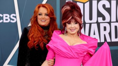 Everything to Know About the Great Naomi Judd – Hollywood Life