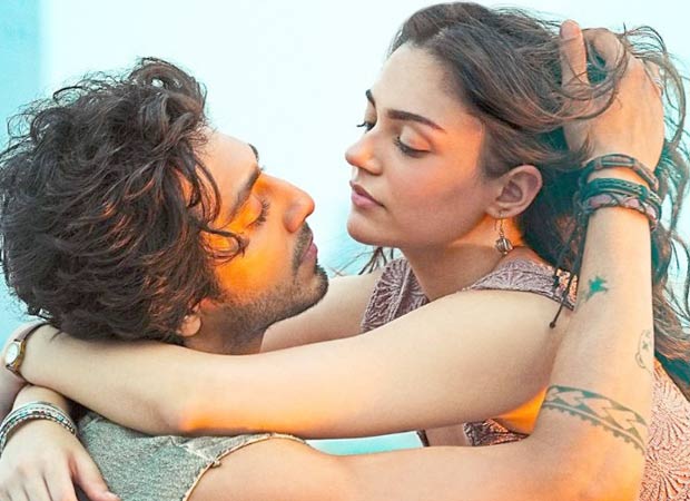 Saiyaara teaser out: Mohit Suri directorial teases intense love story, starring Ahaan Panday and Aneet Padda, watch : Bollywood News