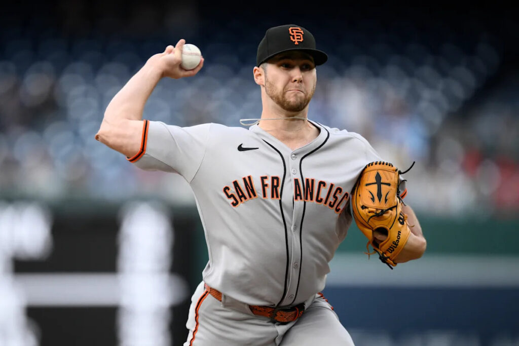 Roupp pitches into seventh inning, Giants beat Nationals 4-0