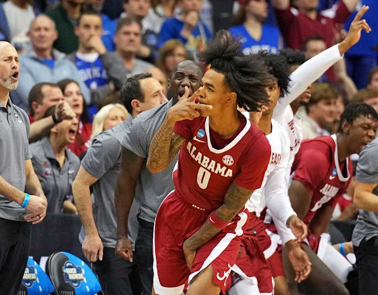 Labaron Philon changes his mind, will return to Alabama basketball