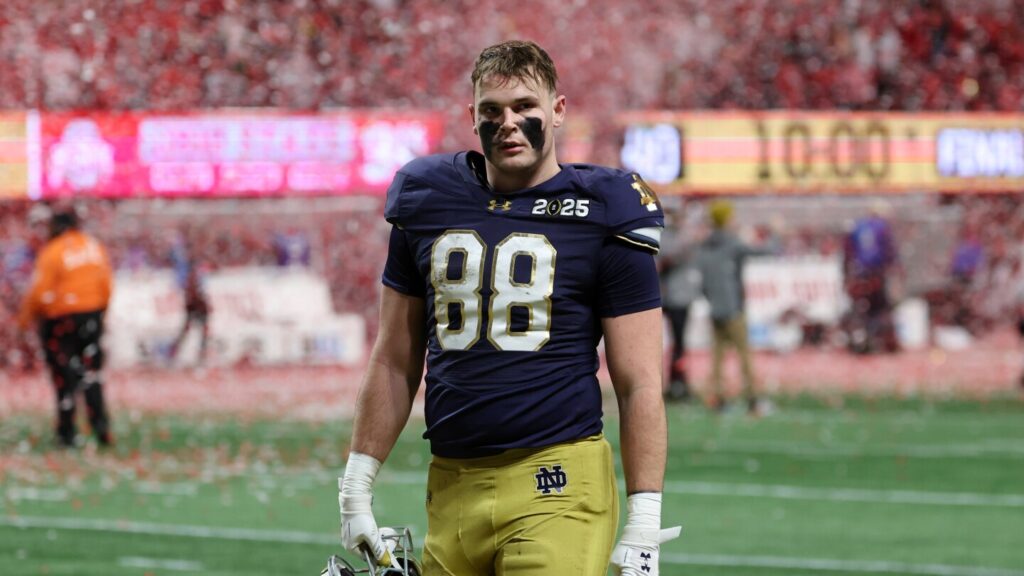 Dave Canales sees a versatile role in the Panthers’ offense for rookie TE Mitchell Evans