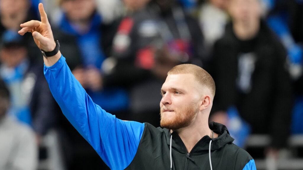 Lions DC Kelvin Sheppard: Seeing Aidan Hutchinson in drills let me know he’s back
