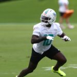 Tyreek Hill says he still plans to race Noah Lyles, which is news to Mike McDaniel