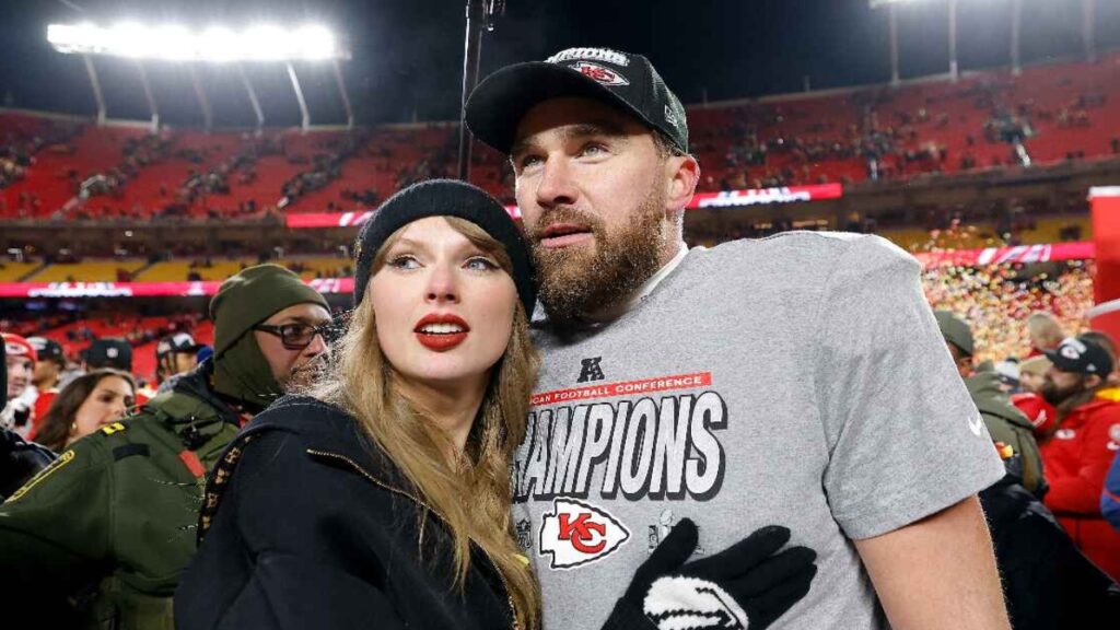Does Travis Kelce Carry Girlfriend Taylor Swift’s ‘Special Items’ in His Gym Bag? Fans Think So