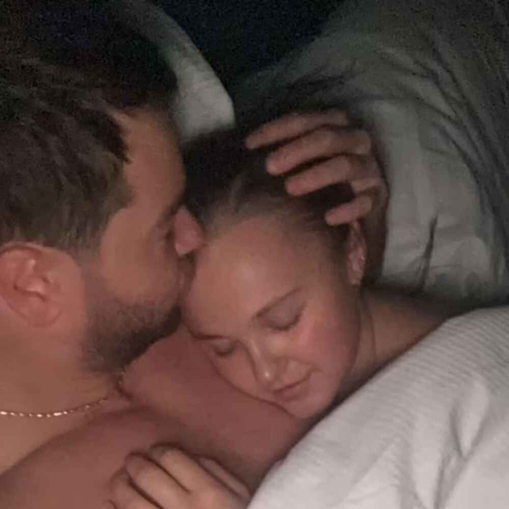 Did Jojo Siwa Just Confirm Her Relationship With Chris Hughes? Check Out Duo’s Intimate Bed Selfie