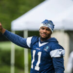 Micah Parsons shows up for minicamp with Cowboys, has lengthy chat with Jerry Jones