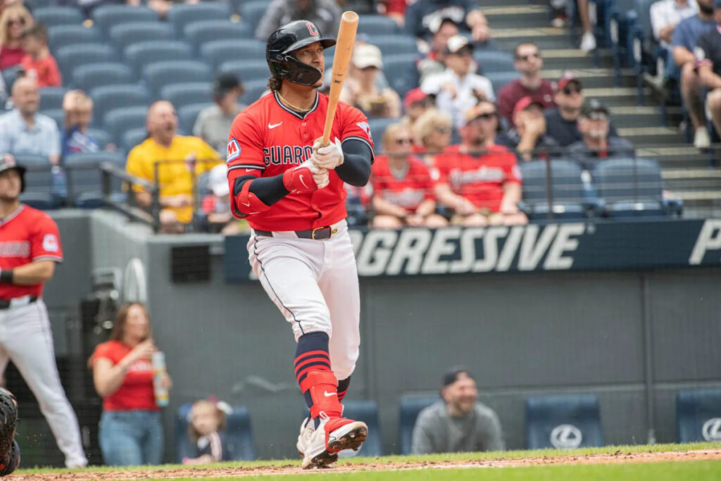 Nolan Jones scores go-ahead run on throwing error in 7th, Guardians beat Astros 4-2