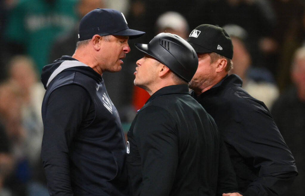 Aaron Boone ejected for the 42nd time in latest Yankees Red Sox battle