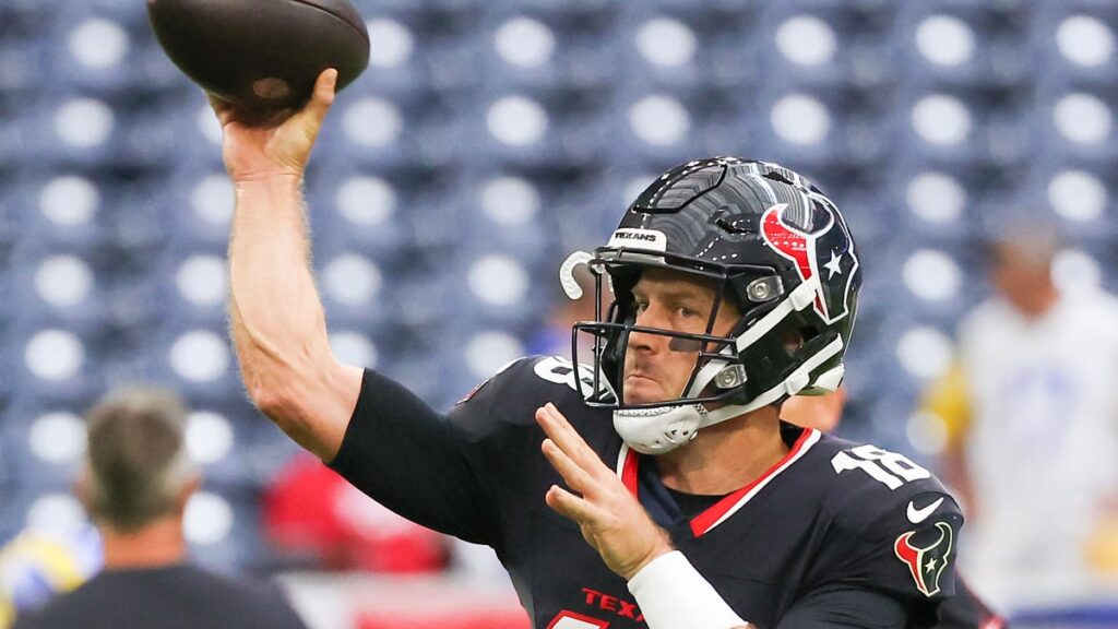 How Bears convinced Case Keenum to return for another NFL season